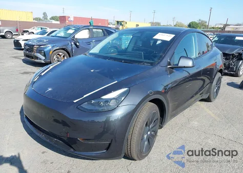 2024 Tesla Model Y Long Range Dual Motor All-Wheel Drive/Rwd from USA, damaged, VIN 7SAYGDED8RF115772